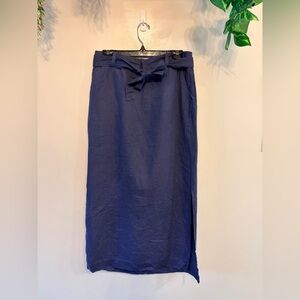 CONTEMPORAINE for  SIMONS Linen Maxi Skirt w/ Zip Up Back